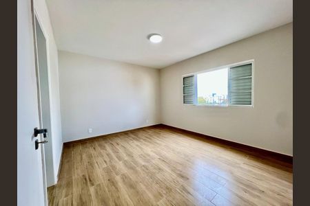 Foto 11 de casa para alugar com 3 quartos, 198m² em Parque São Quirino, Campinas