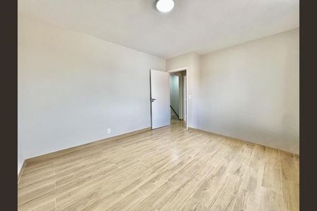 Foto 09 de casa para alugar com 3 quartos, 198m² em Parque São Quirino, Campinas
