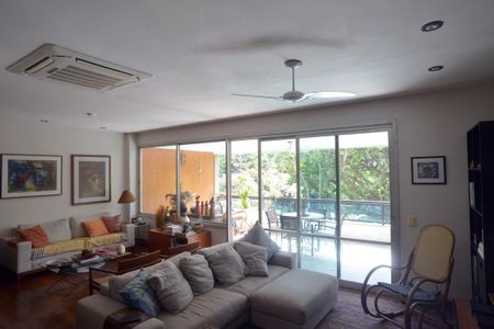 Apartamento à venda com 154m², 3 quartos e 2 vagas Apartamento à venda com 154m², 3 quartos e 2 vagasSala