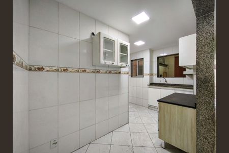 Apartamento à venda com 90m², 2 quartos e sem vaga Apartamento à venda com 90m², 2 quartos e sem vagaCozinha