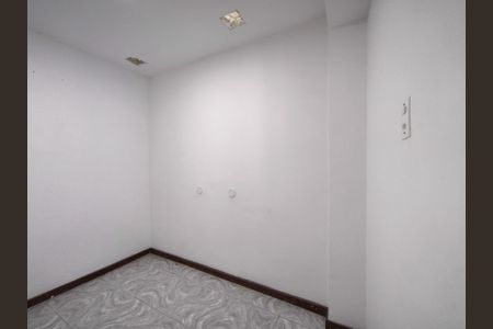 Apartamento à venda com 90m², 2 quartos e sem vaga Apartamento à venda com 90m², 2 quartos e sem vagaQuarto de Serviço