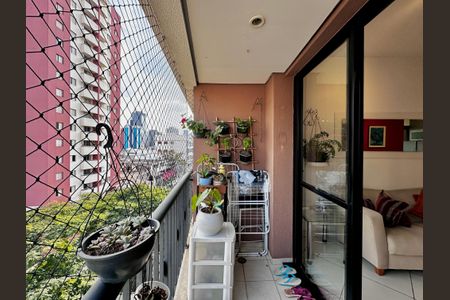 Apartamento para alugar com 45m², 2 quartos e 1 vaga Apartamento para alugar com 45m², 2 quartos e 1 vagaSacada