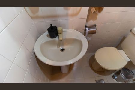 Apartamento à venda com 87m², 3 quartos e 1 vaga Apartamento à venda com 87m², 3 quartos e 1 vagaBanheiro Social