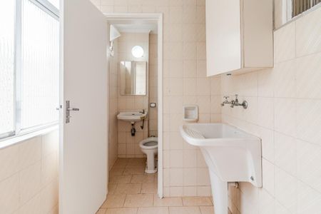 Apartamento à venda com 110m², 3 quartos e 1 vagaÁrea de Serviço