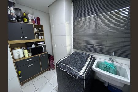 Apartamento para alugar com 72m², 3 quartos e 1 vagaÁrea de Serviço