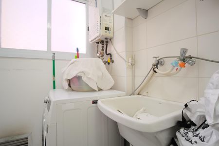 Apartamento à venda com 98m², 2 quartos e 2 vagasÁrea de Serviço