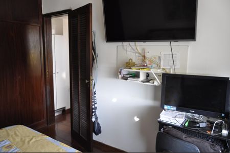 Apartamento à venda com 45m², 1 quarto e 1 vagaQuarto