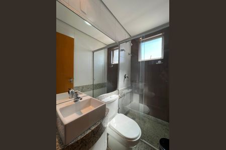 Apartamento para alugar com 180m², 3 quartos e 3 vagas Apartamento para alugar com 180m², 3 quartos e 3 vagasBanheiro