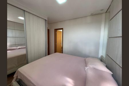 Apartamento para alugar com 180m², 3 quartos e 3 vagas Apartamento para alugar com 180m², 3 quartos e 3 vagasQuarto 3