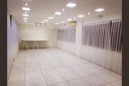 Apartamento à venda com 55m², 2 quartos e 1 vagaÁrea comum - Salão de festas