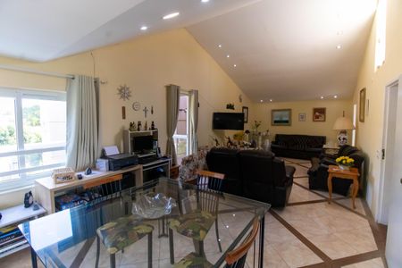Casa à venda com 371m², 7 quartos e 4 vagas Casa à venda com 371m², 7 quartos e 4 vagasSala 2