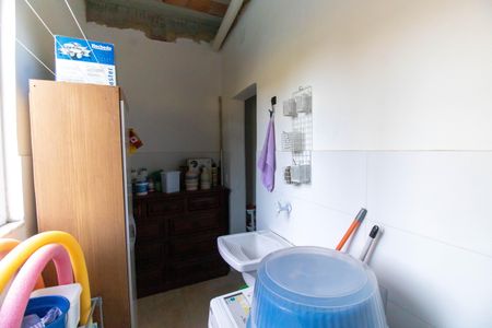 Casa à venda com 371m², 7 quartos e 4 vagas Casa à venda com 371m², 7 quartos e 4 vagasÁrea de Serviço