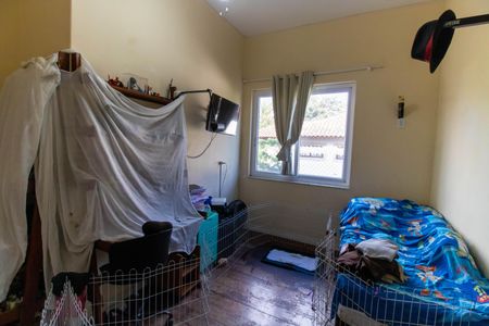 Casa à venda com 371m², 7 quartos e 4 vagas Casa à venda com 371m², 7 quartos e 4 vagasSuíte 4