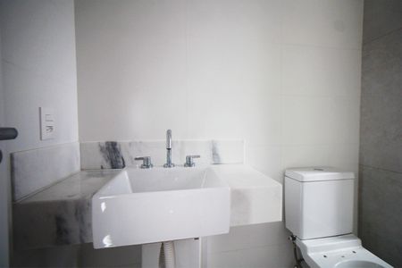 Apartamento à venda com 84m², 3 quartos e 2 vagasBanheiro da Suíte 1