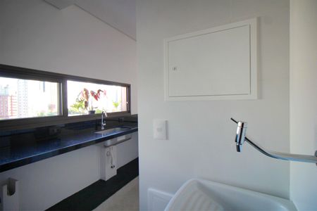 Apartamento à venda com 84m², 3 quartos e 2 vagasÁrea de Serviço