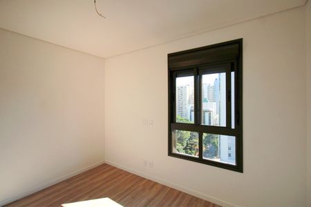 Apartamento à venda com 84m², 3 quartos e 2 vagasQuarto 2