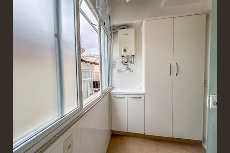 Apartamento à venda com 75m², 2 quartos e 1 vaga Apartamento à venda com 75m², 2 quartos e 1 vagaÁrea de Serviço