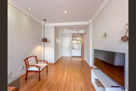 Apartamento à venda com 75m², 2 quartos e 1 vaga Apartamento à venda com 75m², 2 quartos e 1 vagaSala