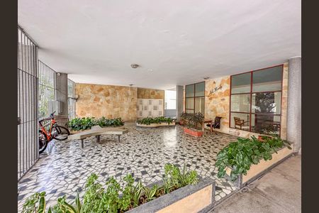 Apartamento à venda com 75m², 2 quartos e 1 vaga Apartamento à venda com 75m², 2 quartos e 1 vagaÁrea comum