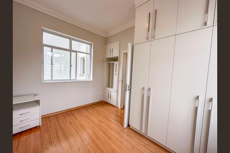 Apartamento à venda com 75m², 2 quartos e 1 vaga Apartamento à venda com 75m², 2 quartos e 1 vagaQuarto 1