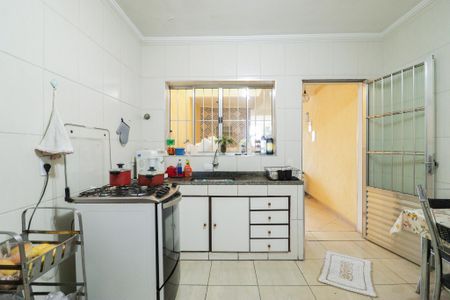 Casa à venda com 233m², 4 quartos e 1 vaga Casa à venda com 233m², 4 quartos e 1 vagaCozinha