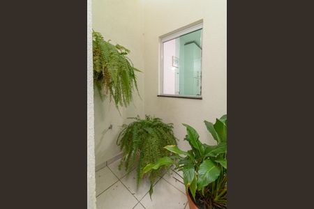 Casa à venda com 102m², 3 quartos e 2 vagasJardim de Inverno