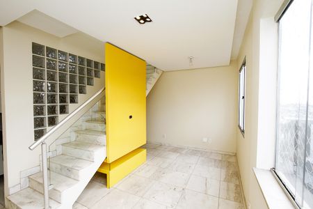 Sala de apartamento para alugar com 3 quartos, 120m² em Buritis, Belo Horizonte