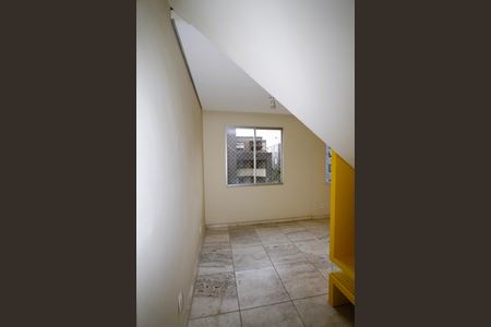Sala de apartamento para alugar com 3 quartos, 120m² em Buritis, Belo Horizonte