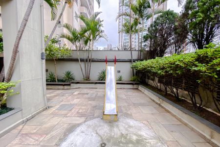 Apartamento à venda com 83m², 3 quartos e 2 vagasÁrea comum - Playground