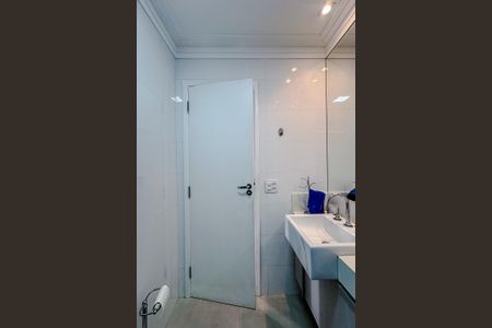 Apartamento à venda com 83m², 3 quartos e 2 vagasBanheiro Social