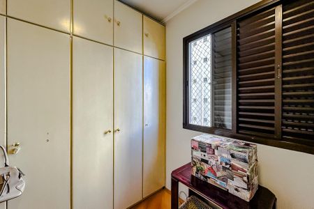 Apartamento à venda com 83m², 3 quartos e 2 vagasQuarto 3