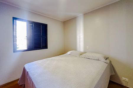 Apartamento à venda com 83m², 3 quartos e 2 vagasQuarto 2
