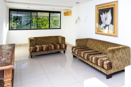 Sala 2 de casa para alugar com 2 quartos, 200m² em Parque Bela Vista, Salvador