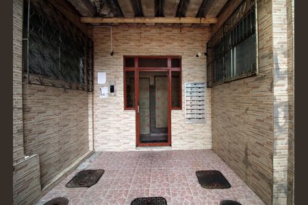 Apartamento à venda com 78m², 2 quartos e sem vagaFachada e portaria