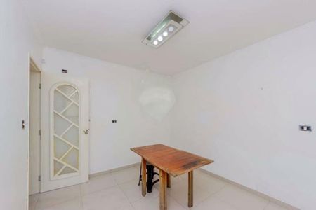 Casa à venda com 3 quartos, 136m² em Vila Antonieta, São Paulo