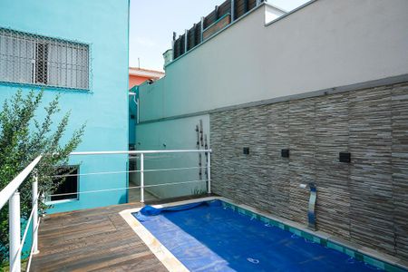 Casa à venda com 442m², 4 quartos e 6 vagasQuintal