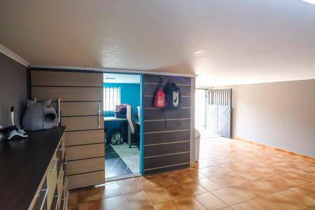 Casa à venda com 442m², 4 quartos e 6 vagasÁrea de serviço