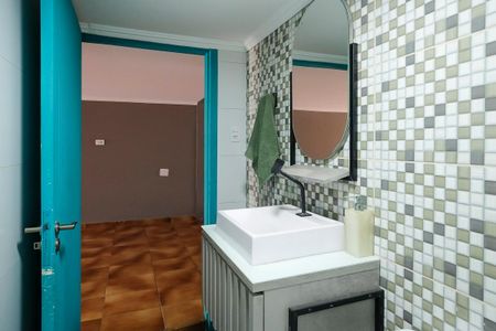 Casa à venda com 442m², 4 quartos e 6 vagasBanheiro 2