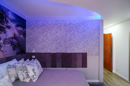 Casa à venda com 442m², 4 quartos e 6 vagasSuíte