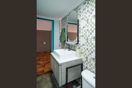 Casa à venda com 442m², 4 quartos e 6 vagasBanheiro 2