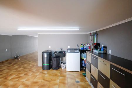 Casa à venda com 442m², 4 quartos e 6 vagasÁrea de serviço