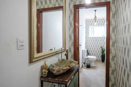 Casa à venda com 442m², 4 quartos e 6 vagasLavabo