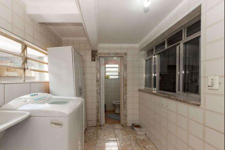 Casa à venda com 154m², 3 quartos e 2 vagas