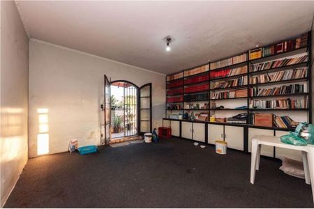Casa à venda com 4 quartos, 353m² em Jardim Vila Formosa, São Paulo