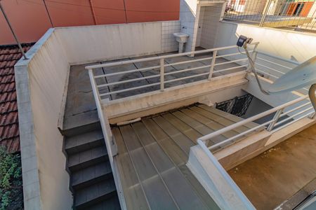 Casa à venda com 200m², 3 quartos e 2 vagas Casa à venda com 200m², 3 quartos e 2 vagasVista do Quarto 2