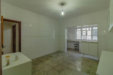 Casa à venda com 200m², 3 quartos e 2 vagas Casa à venda com 200m², 3 quartos e 2 vagasCozinha
