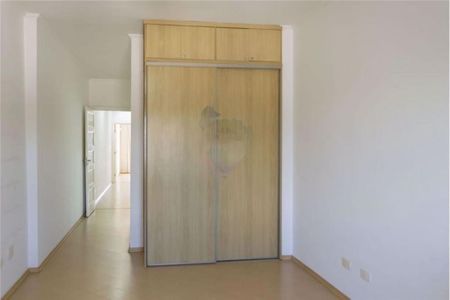 Casa à venda com 3 quartos, 270m² em Cambuci, São Paulo