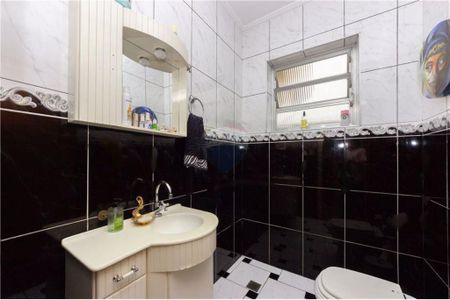 Casa à venda com 232m², 4 quartos e 6 vagas