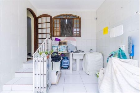 Casa à venda com 60m², 3 quartos e 1 vaga