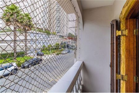 Casa à venda com 60m², 3 quartos e 1 vaga